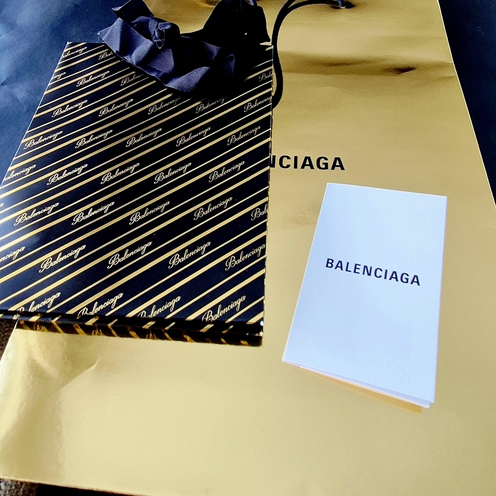 Balenciaga Rare Luxury Set Of 2 Gold and Black Gift Bags - Picture 7 of 7